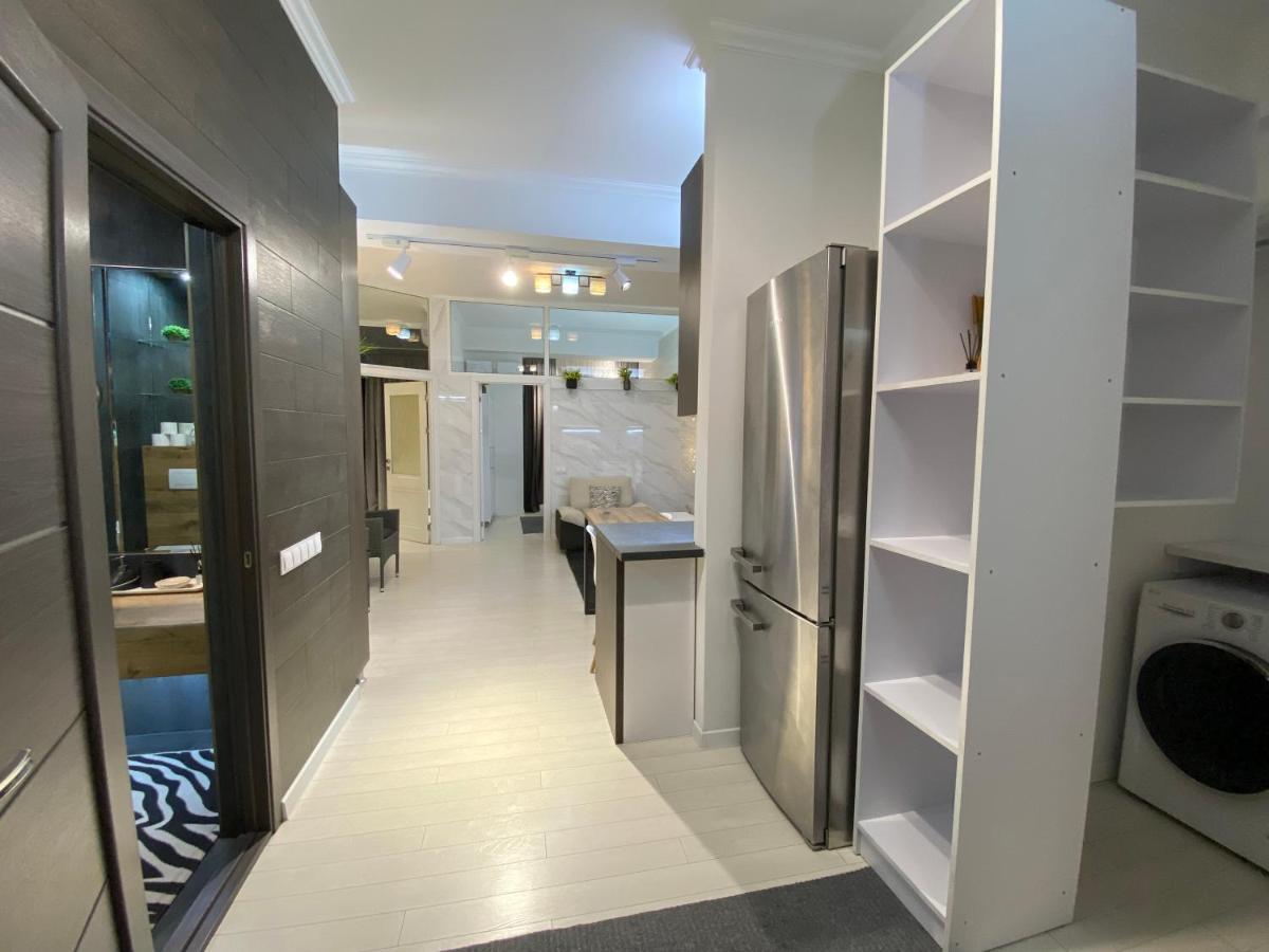 New Double Room Luxury Apartment In The Center Chisinau Luaran gambar