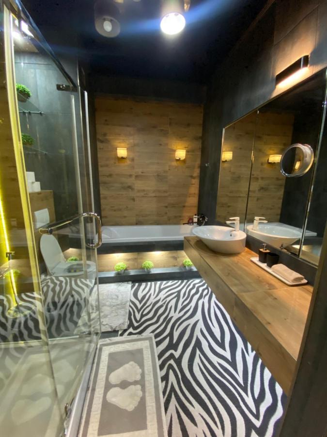 New Double Room Luxury Apartment In The Center Chisinau Luaran gambar